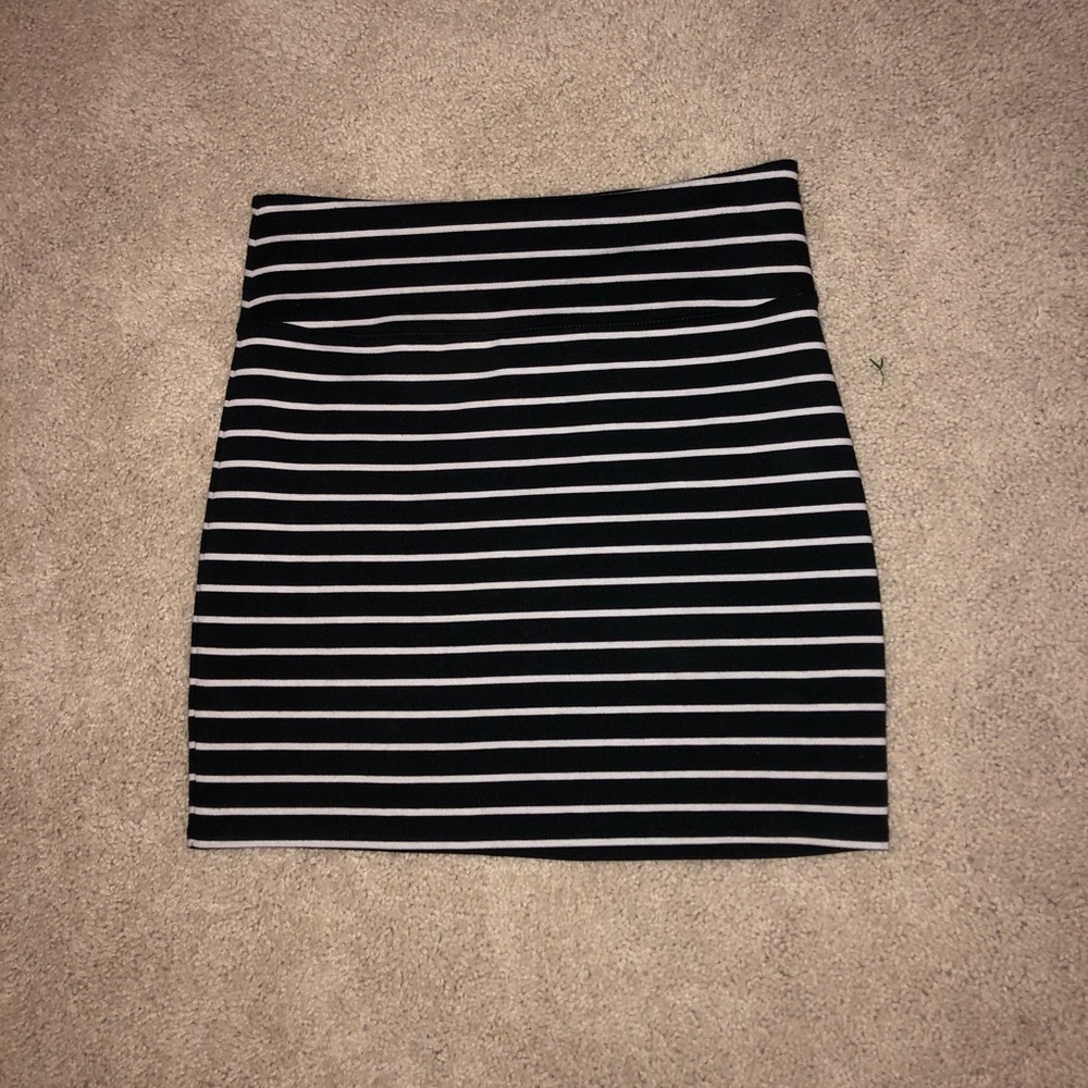 Striped fitted American Eagle Mini Skirt